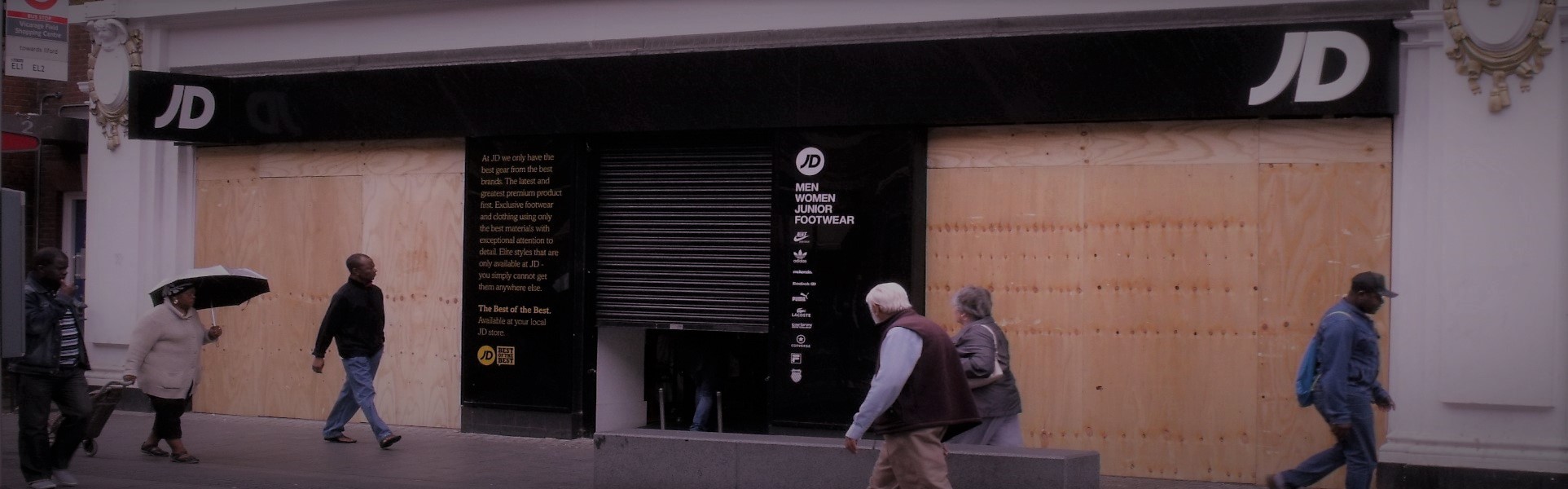 Slider, Glaziers in Holland Park, W11